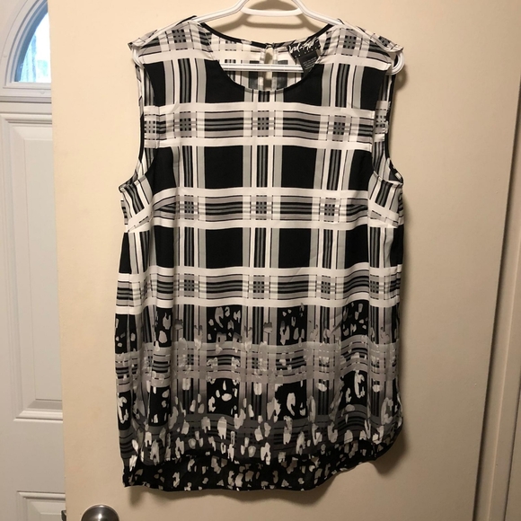 LORD & TAYLOR Women Sleeveless Top - Picture 1 of 3